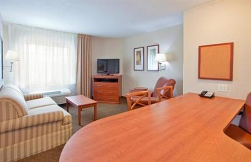 фото отеля Candlewood Suites Kansas City