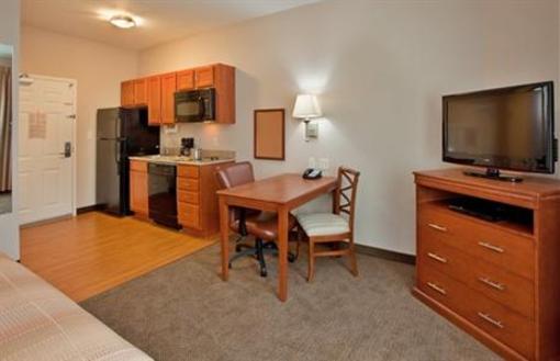 фото отеля Candlewood Suites Kansas City