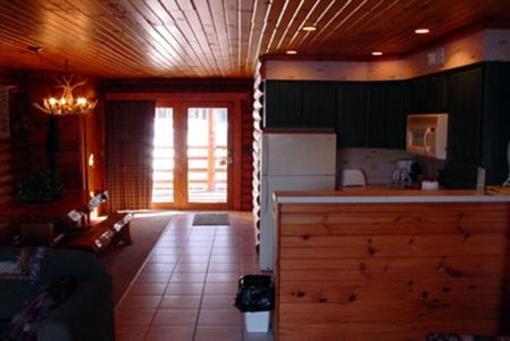 фото отеля Cedar Lodge & Settlement
