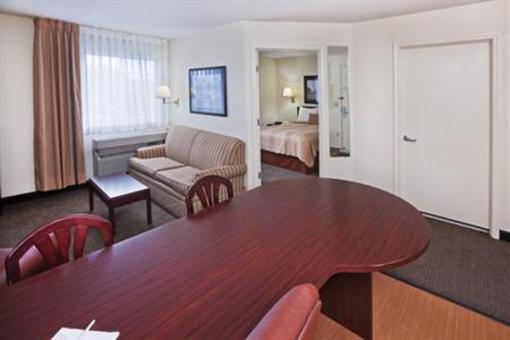 фото отеля Candlewood Suites Dallas Park Central