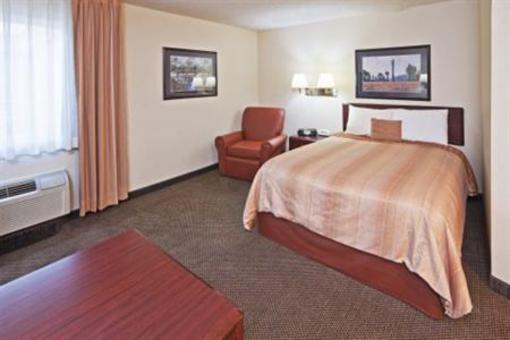 фото отеля Candlewood Suites Dallas Park Central