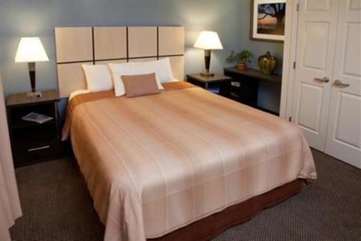 фото отеля Candlewood Suites Dallas Park Central