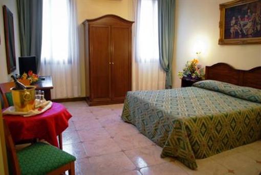 фото отеля Hotel Florida Venice