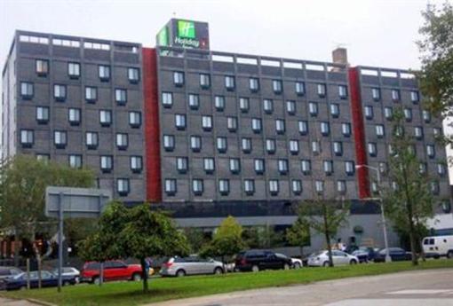 фото отеля Holiday Inn LaGuardia Airport