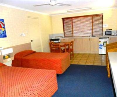 фото отеля Mooloolaba Motel