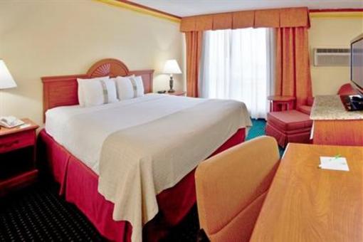 фото отеля Holiday Inn Miami International Airport