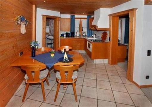 фото отеля Ferienhäuser Werdenfels Hotel Mittenwald
