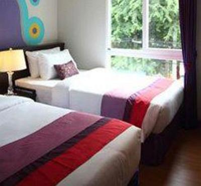 фото отеля Sawasdee Hotel @ Sukhumvit Soi 8