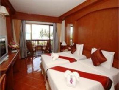 фото отеля First Sea View Samui Hotel & Resort