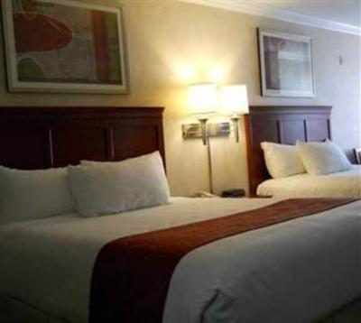 фото отеля Days Inn Santa Monica