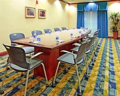 фото отеля Holiday Inn Express Hotel & Suites DFW - Grapevine