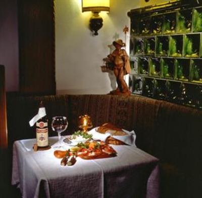 фото отеля Hotel Cesa Tyrol