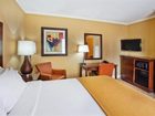 фото отеля Holiday Inn Express Savannah-Historic District