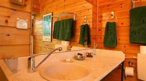 фото отеля Eretz Hgalil Hotel Amirim