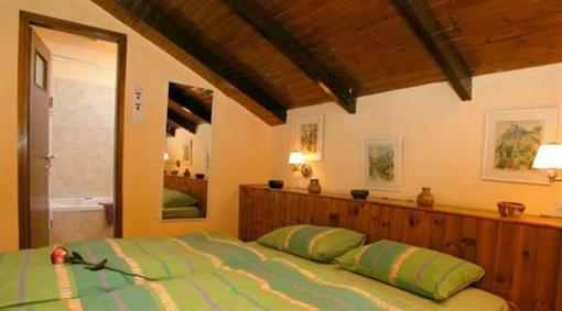 фото отеля Eretz Hgalil Hotel Amirim