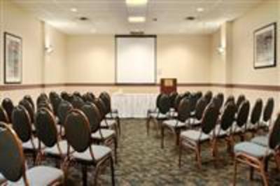 фото отеля Ramada Hotel & Suites Metrotown