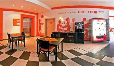 фото отеля Orange Hotel und Apartments