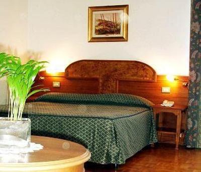 фото отеля Hotel Du Lac Brenzone