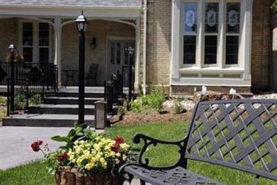 фото отеля Elm Hurst Inn Ingersoll