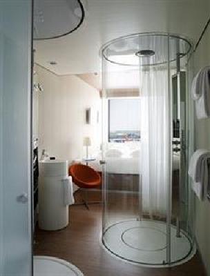 фото отеля citizenM hotel Amsterdam Airport