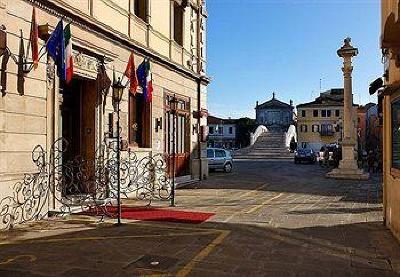 фото отеля Hotel Grande Italia