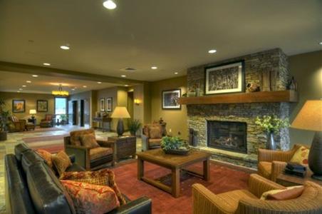 фото отеля Trailhead Lodge Steamboat Springs