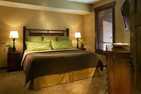 фото отеля Trailhead Lodge Steamboat Springs