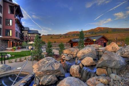 фото отеля Trailhead Lodge Steamboat Springs