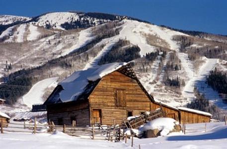 фото отеля Trailhead Lodge Steamboat Springs