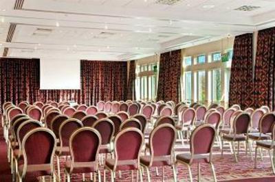 фото отеля Hilton Newport