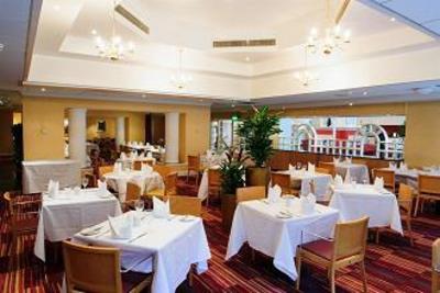 фото отеля Hilton Newport