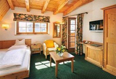 фото отеля Hotel zum Hirschen