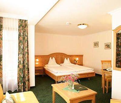 фото отеля Hotel zum Hirschen
