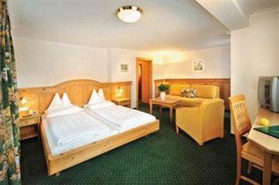 фото отеля Hotel zum Hirschen