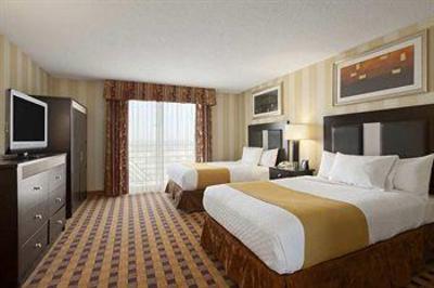 фото отеля Embassy Suites Minneapolis Airport