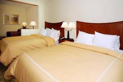 фото отеля St. Johns Suites