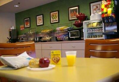 фото отеля Fairfield Inn Charlottesville North