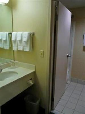 фото отеля Fairfield Inn Charlottesville North