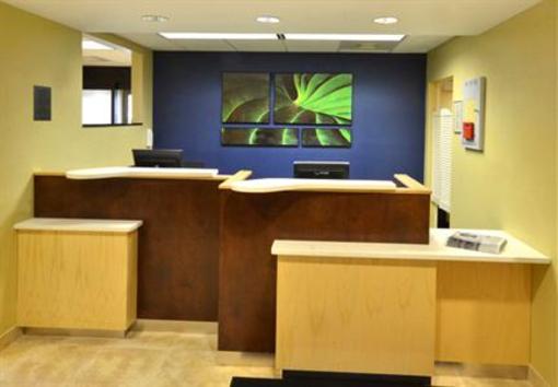 фото отеля Fairfield Inn Charlottesville North