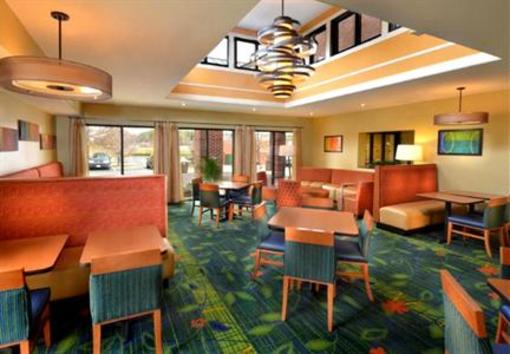 фото отеля Fairfield Inn Charlottesville North