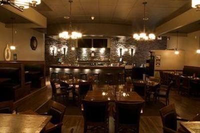 фото отеля Stonebridge Hotel Fort St. John