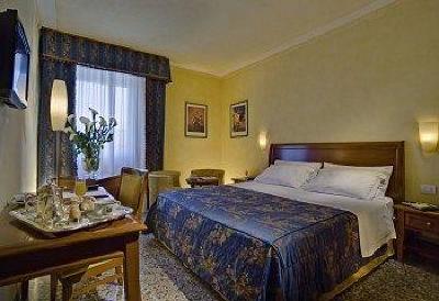 фото отеля San Pietro Hotel Bardolino