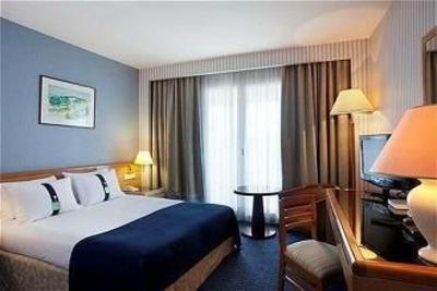 фото отеля Holiday Inn Resort Nice Port St Laurent