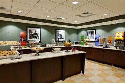 фото отеля Hampton Inn & Suites Mahwah