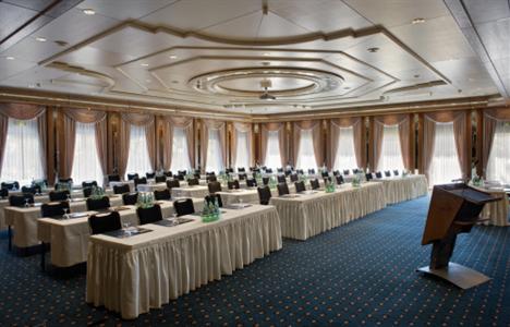 фото отеля Maritim Staatsbadhotel