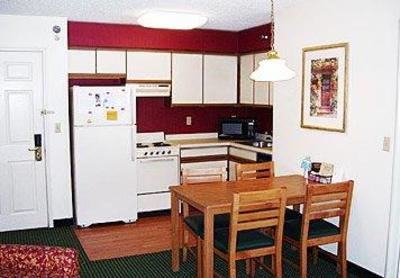 фото отеля Residence Inn Cedar Rapids