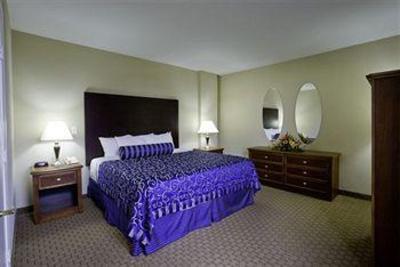 фото отеля Commonwealth Park Suites Hotel