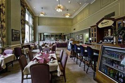 фото отеля Commonwealth Park Suites Hotel
