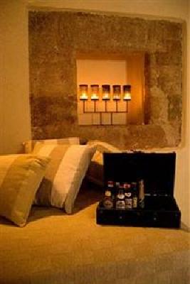 фото отеля Avalon Boutique Suites Hotel