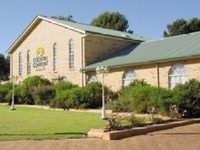 Country Comfort Parkes